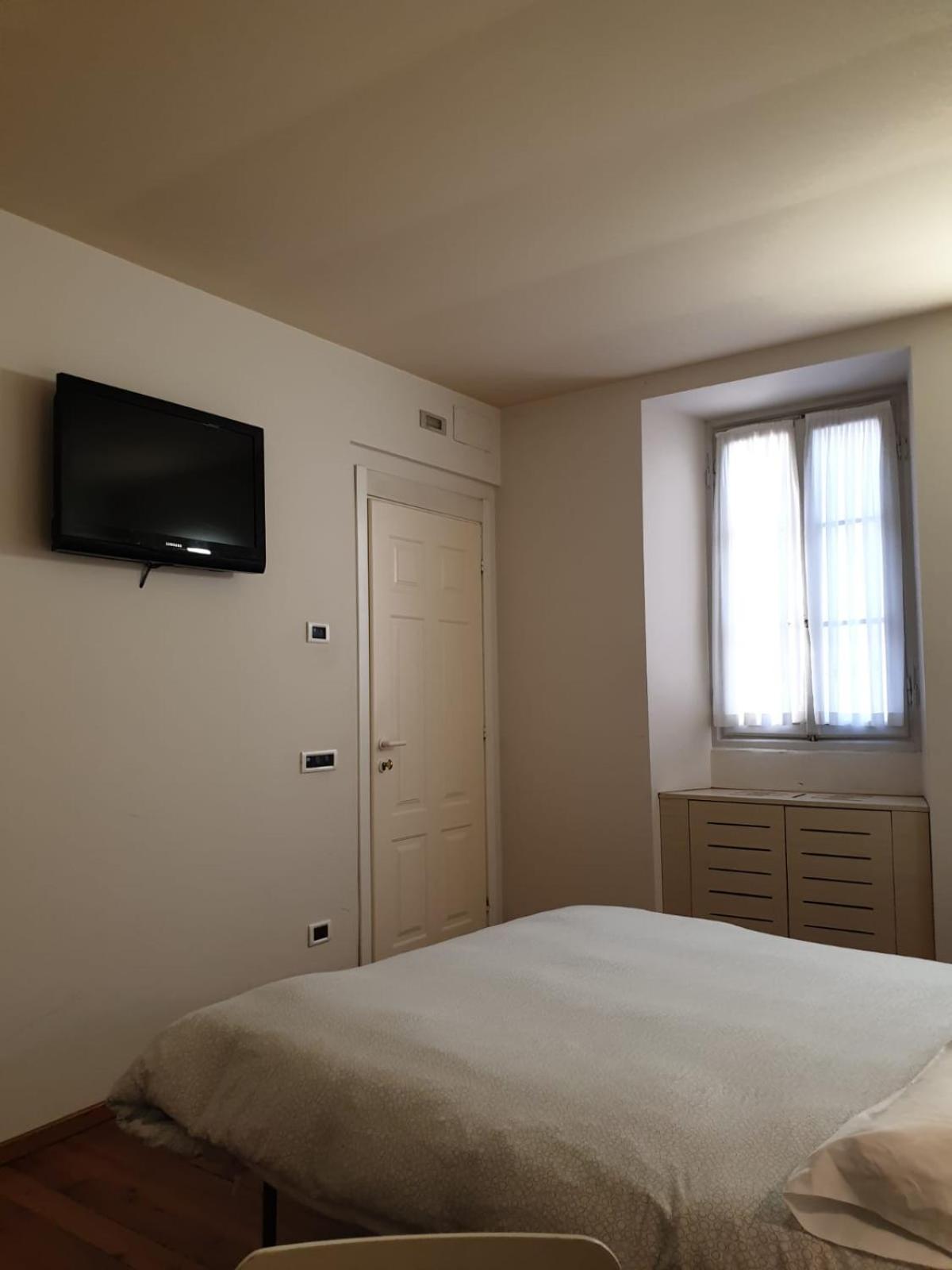 Piccolo Hotel Olina オルタ・サン・ジューリオ エクステリア 写真